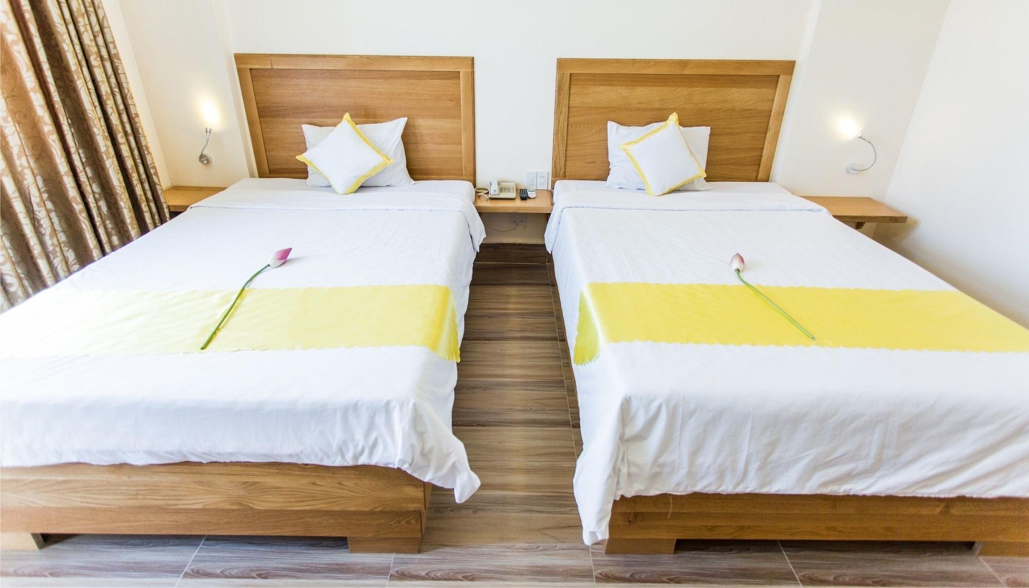 Hoang Yen Hotel 2 Quy Nhon Exterior foto